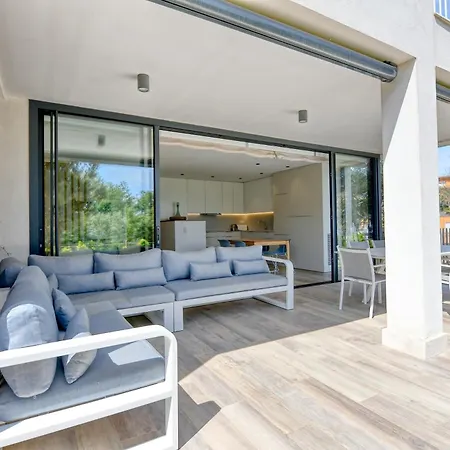 Апартаменты Luxury Apartments, Illa Blanca, Calella *