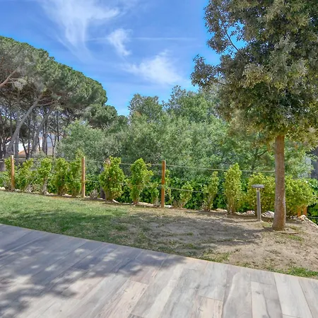 Luxury Apartments, Illa Blanca, Calella Калелья-де-Палафружель
