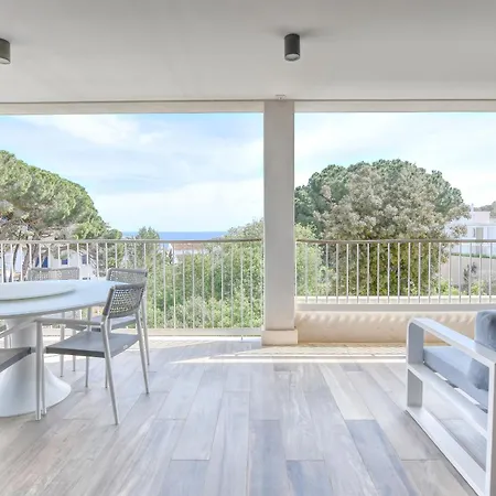 Апартаменты Luxury Apartments, Illa Blanca, Calella *